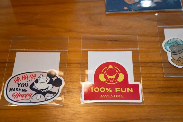 ダイカットステッカー｜495円｜銀座 伊東屋「ディズニー100周年」グッズ