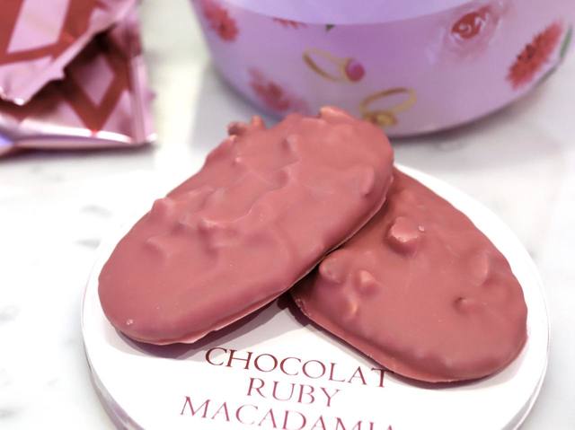 「  マカダミア・ショコラ（ルビー）