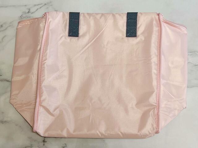 【cookpad plus（クックパッド プラス）2023年夏号】背面は無地でシンプル