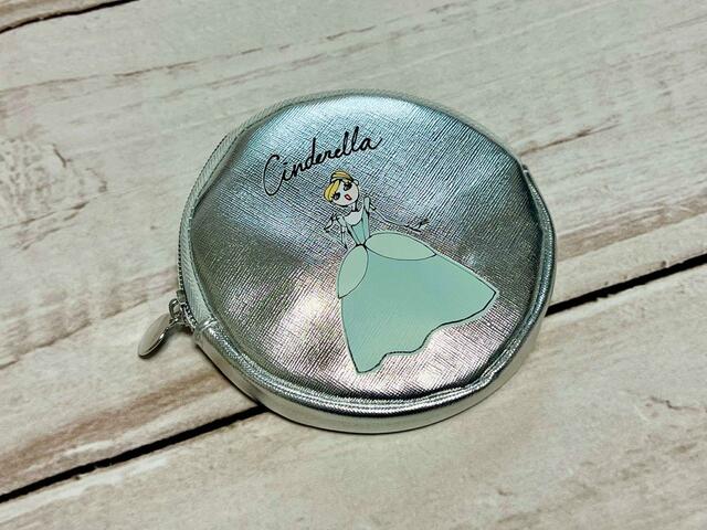 コスメをイン！