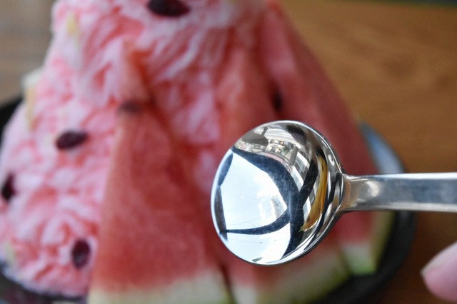 どこから食べようか？？