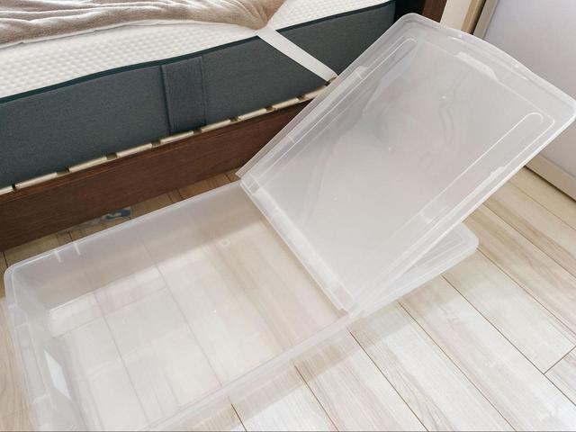 【アイリスオーヤマ　ベッド下ボックス】価格は3670円(税込)
