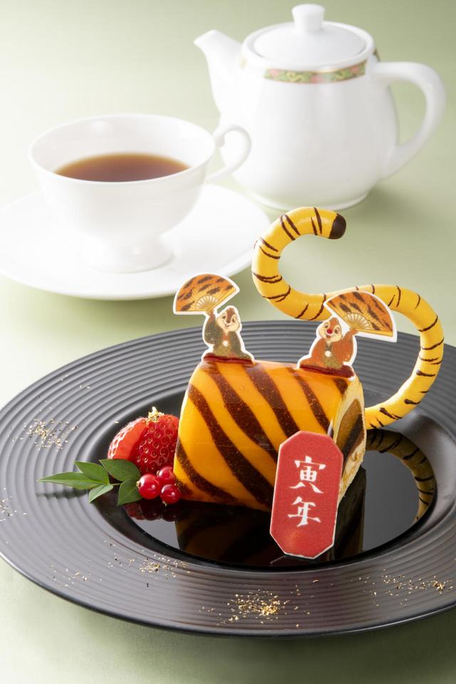 ディズニーアンバサダーホテル「ハイピリオン・ラウンジ」イヤーエンド＆ニューイヤー　ケーキセット