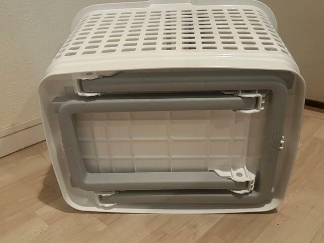 【ニトリ　腰楽ランドリーバスケット 収納式スタンド付き】使わないときは脚をたたんでコンパクトに収納できるので、洗面所のスペースも圧迫しません
