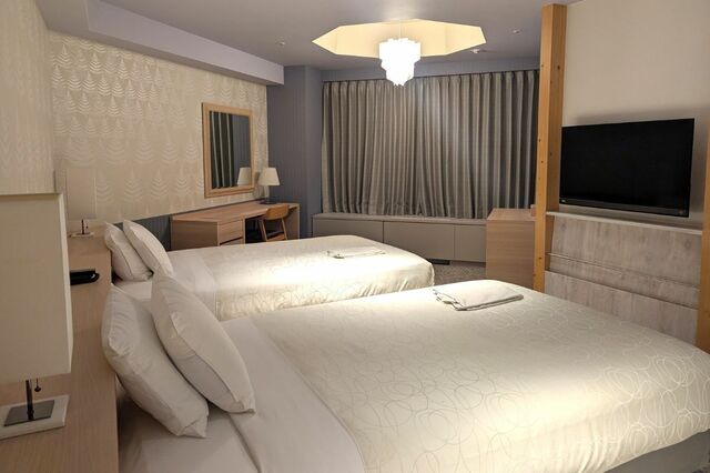 【リゾナーレトマム】デザインスイートファイブルームの寝室