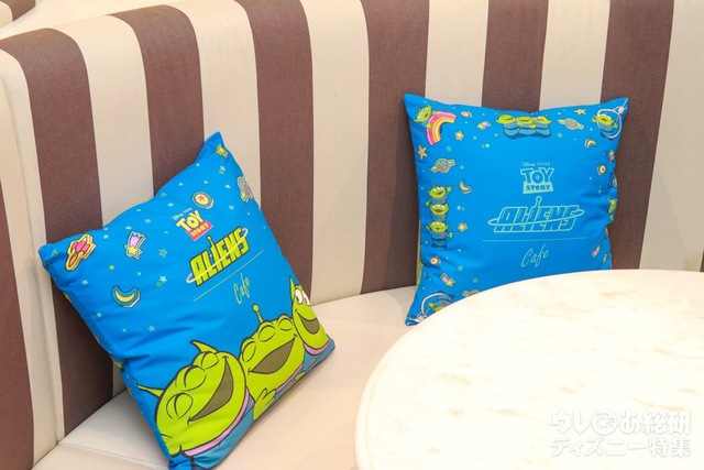 「トイ・ストーリー エイリアン」OH MY CAFE