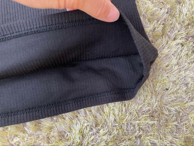 【ユニクロ エアリズムコットンブラタンクトップ】丁寧に編み込まれたリブ