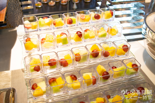 “ディズニー・イースター”ランチブッフェ／ディナーブッフェ｜東京ディズニーシー・ホテルミラコスタ「オチェーアノ」