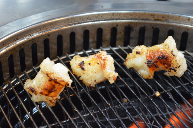 焼きあがったシマチョウの塩焼き
