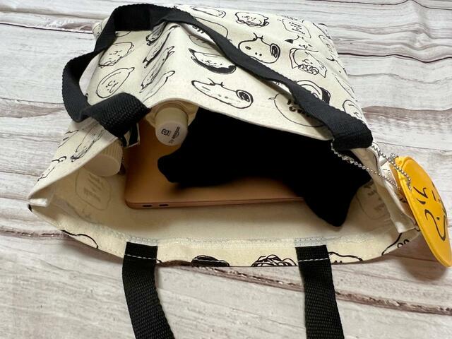 これだけ入れてもまだ余裕が！さすがのビッグサイズ♪