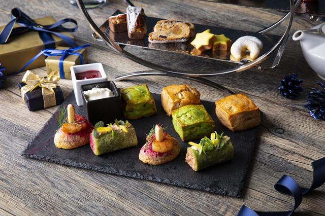  スコーン2種とセイボリー2種