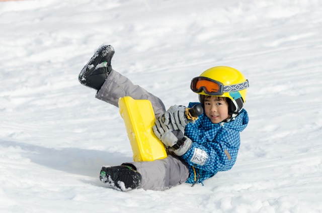 キッズパーク｜タングラム斑尾「タングラムスキーサーカス」