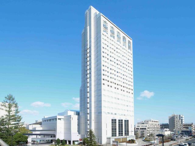 「都ホテル 尼崎」【Xmasスイーツが入った“贅沢オリジナルボックス”でティータイム♪「クリスマスアフタヌーンティー」開催】