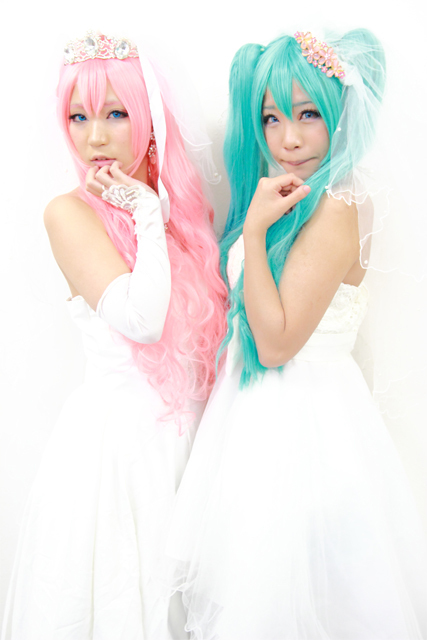 コスプレ美女に会える「コスエクスプレス」