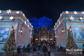 タワー・オブ・テラー前の広場 東京ディズニーシー クリスマス 2018年