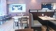 【KFC Restaurant】店内は広く窓が多いので明るい印象