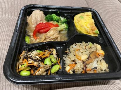 実食レポ 成城石井の 低糖質 低カロリー 弁当 1食 500円以下 で買える ロカボbento の実力は お取り寄せ 1 3 うまいめし