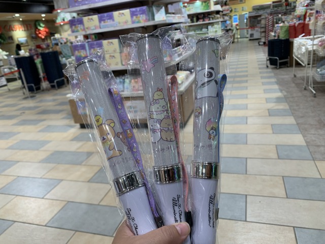 ペンライト（全3種 各2,000円）