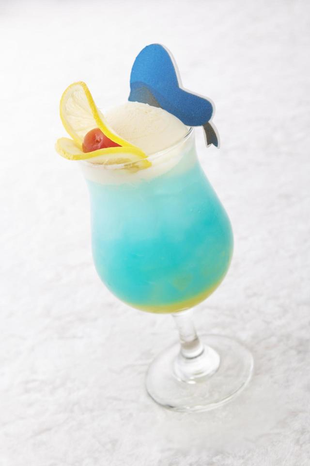 ディズニーアンバサダーホテル_「シェフ・ミッキー」ドナルドバースデイ スペシャルドリンク