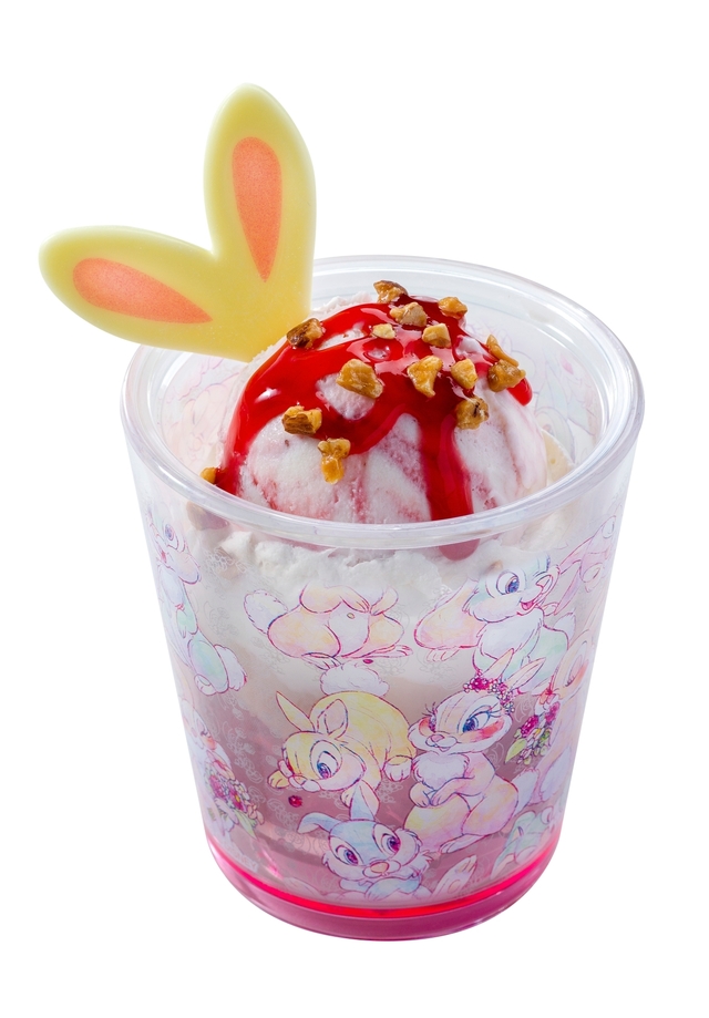 イースターサンデー(ミックスベリーゼリー&ストロベリーチーズアイス)、 スーベニアカップ付き
