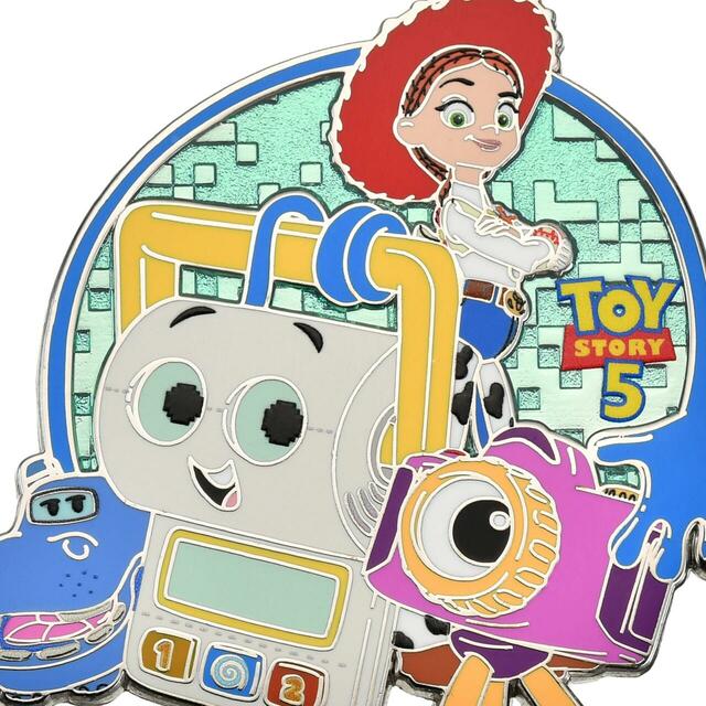 ジェシー＆テック・トリオ ピンバッジ TOY STORY 5 1,800円