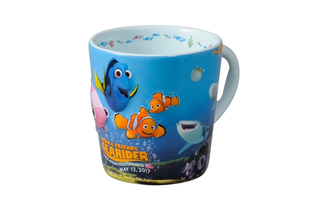 マグ 1,200円|直径約9×高さ約9.5cm|2017年5月8日(月)発売|エンポーリオ|東京ディズニーシー「ニモ&フレンズ・シーライダー」