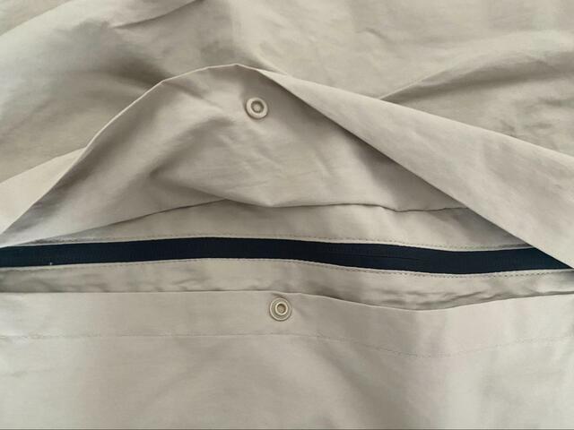 【ワークマン トランスフォームジャケットEX】ボタンを開けると空洞になっています