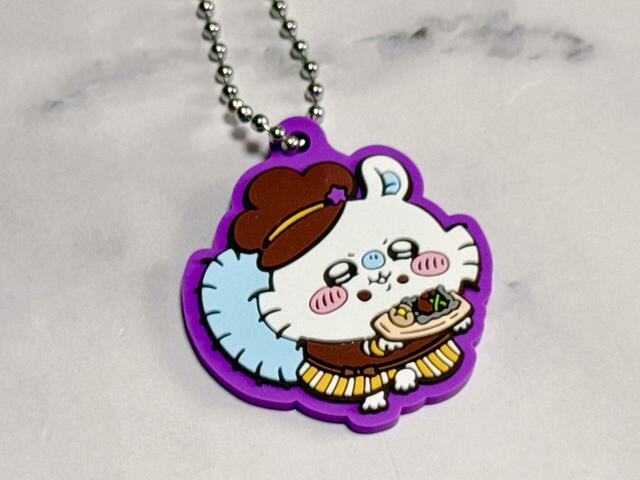 口の周りにおかずをつけているモモンガがかわいすぎる〜！