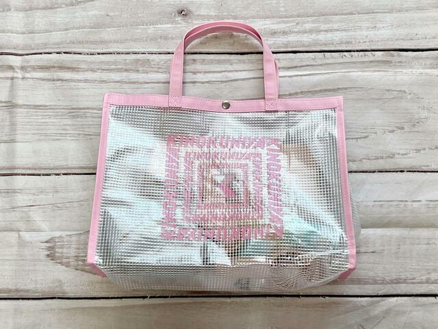 外で仕事をする際に持っていきたいものを入れてみました【紀ノ国屋】クリアミディアムバッグ：ピンク