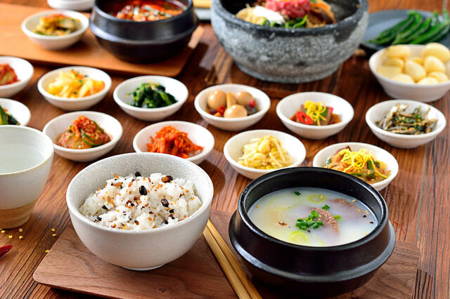 「薬食同源にこだわる韓国料理」【「和・洋・韓・印」が食べ放題！エミテラス所沢に“エリア最大級”のビュッフェレストラン「テラスビュッフェTABLE」オープン！】