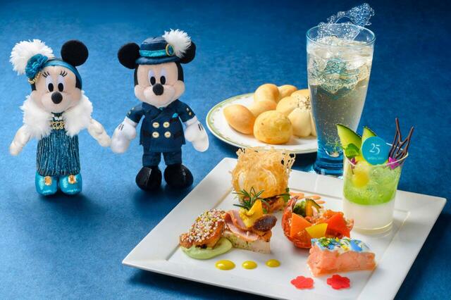 S.S.コロンビア号「ジュビリーガラ」お料理はワンプレートにミニコースが乗っているイメージ