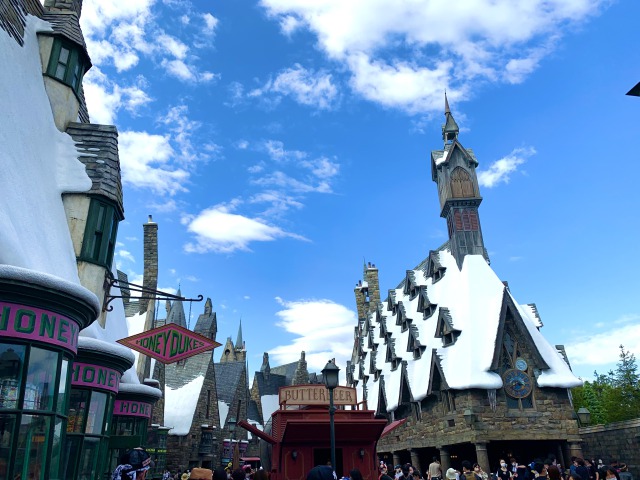 一年中雪景色が楽しめるスポットでもあるよね。