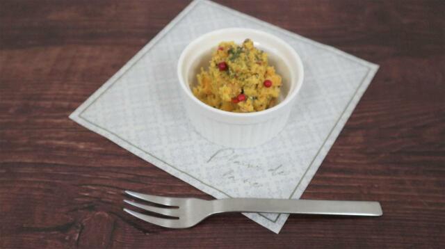 【トップバリュ プロテイングラノーラ】材料を混ぜるだけでデリみたいなサラダが!!