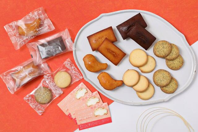 「ピネード福袋」＜価格：2,200円（税込）＞【ねこねこ福袋『ねこねこランチ保冷バッグ～はちわれと黒ねこ～』が新登場！お得な「ANTIQUE 福袋」や「PASTEL福袋」もWEB予約開始！】　