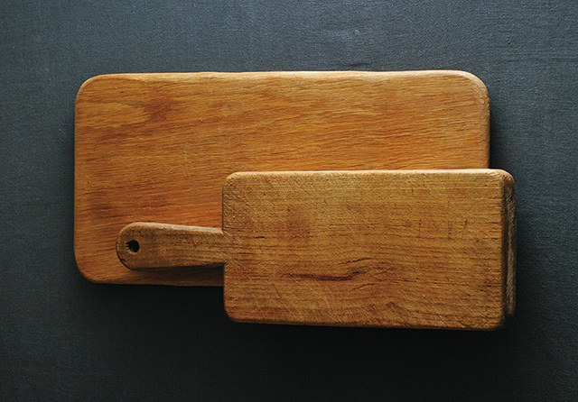 木のカッティングボード