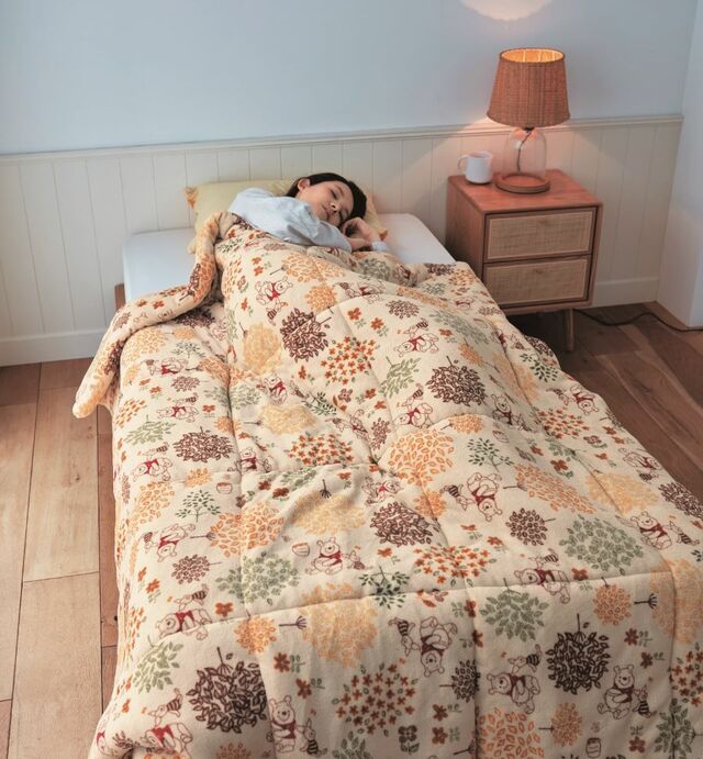 ボリュームわた入り毛布(選べるキャラクター)｜￥5,990 （税込）