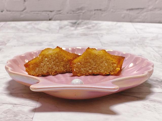 【シャトレーゼ　YATSUDOKI（やつどき）】【焼きたて工房】フィナンシェ　外はカリッと中はしっとり食感