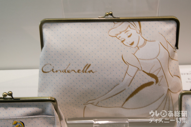 〈AYANOKOJI〉9.3寸がまロドキュメントケース｜6,048円（税込）