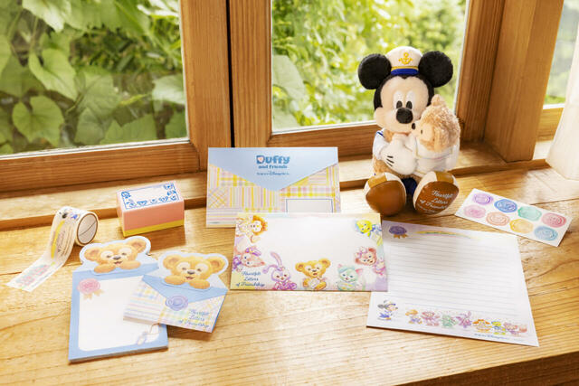 ダッフィー＆フレンズ20周年：カラフルハピネス　グッズイメージ