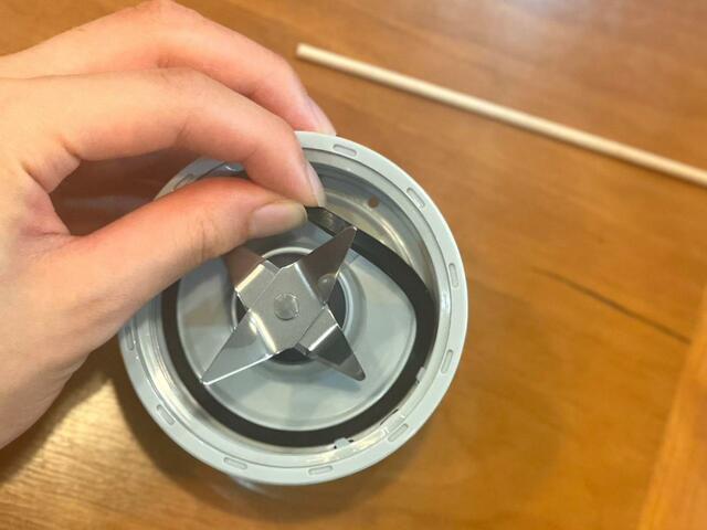 【ニトリ コンパクトブレンダー】パッキンの取り外しが少々面倒かも…
