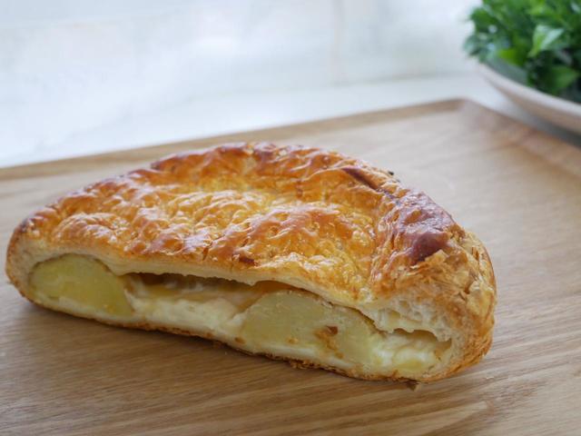 ホワイトソースのポテトパイ　ハーフ