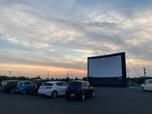 【イオンシネマ ドライブインシアター】普段の駐車場にドライブインシアター用の特設会場が