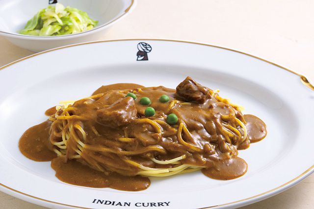 大阪カレーの名店4／インデアンカレー 丸の内店（丸の内）　インデアンスパゲッティ 730円