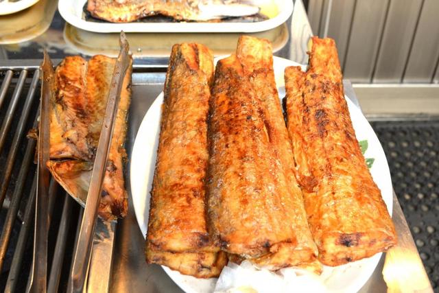 揚げ焼きされた太刀魚