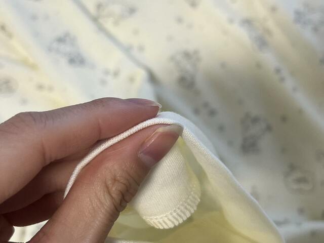 【ニトリ　うるおいシリーズ】生地は薄めですが、きめ細かくなめらかさは抜群！