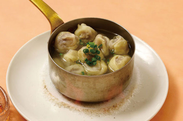 フランス風ロシア料理 ストロバヤ（浅草）  ロシア風水餃子 ペリメニ　1520円