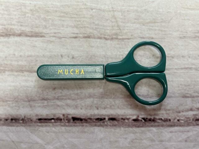 ロゴ入りケース付きはさみ