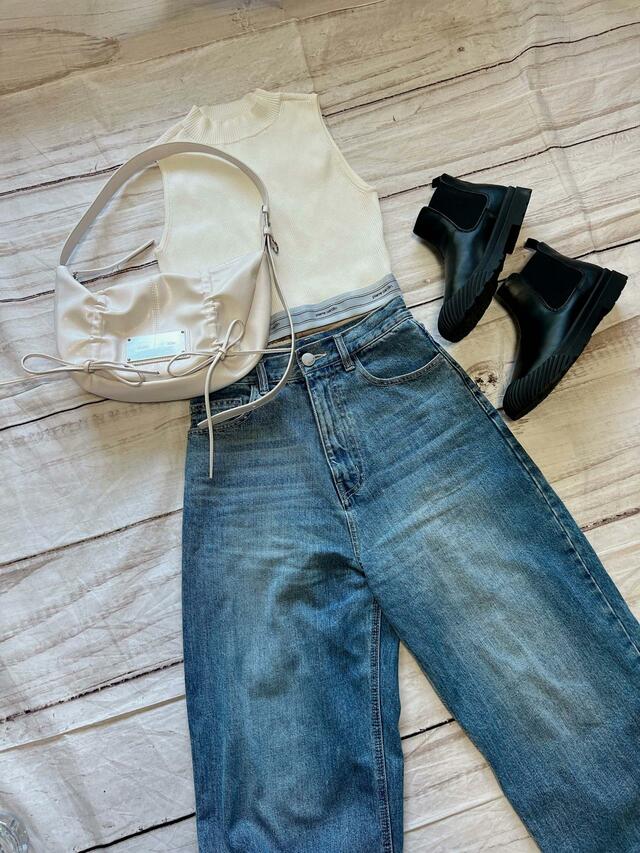 ワイドデニムに合わせてもGood！