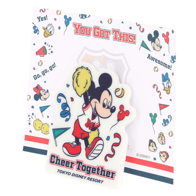 クリップ（メモ付） 800円｜東京ディズニーリゾート「ポンポンを持ったミッキーたちが元気に盛り上げてくれるグッズ」｜販売店舗：東京ディズニーランド「グランドエンポーリアム」、東京ディズニーシー「エンポーリオ」｜発売日：2025年4月24日（木）