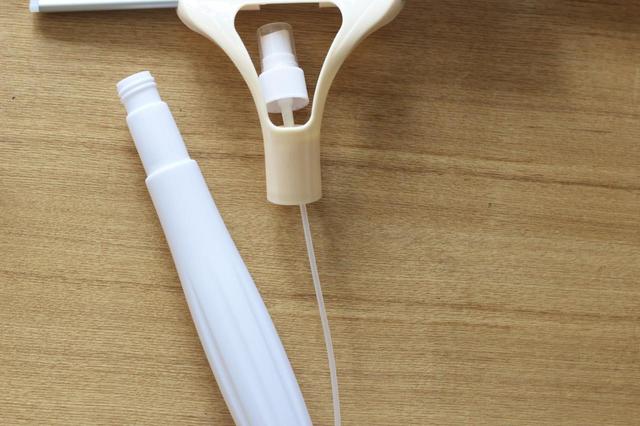 【ダイソー】ワイパー（スプレー付）／100円